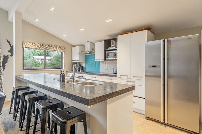 Photo of property in 26 Woolwich Close, Whitby, Porirua, 5024