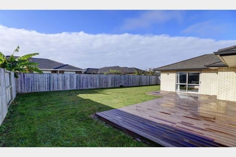 Photo of property in 14 Hector Drive, Rototuna North, Hamilton, 3210