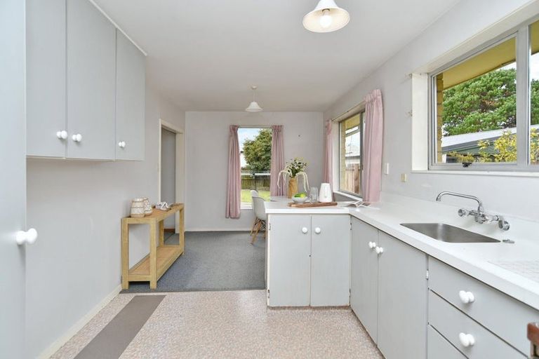 Photo of property in 97 Lowry Avenue, Redwood, Christchurch, 8051