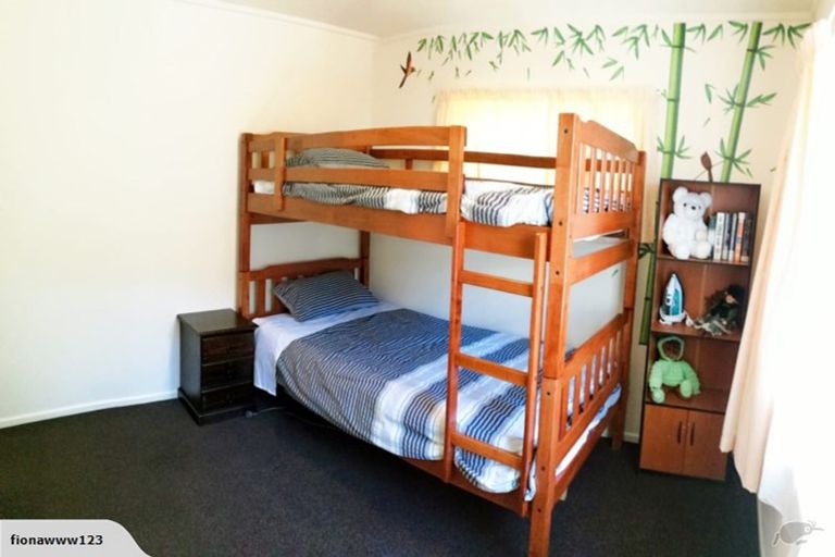 Photo of property in 2/45 Deep Creek Road, Waiake, Auckland, 0630