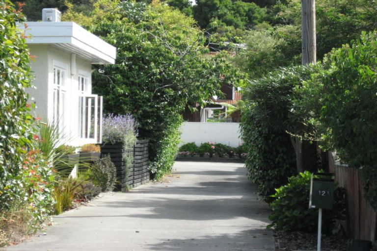 Photo of property in 42 Taupata Street, Redcliffs, Christchurch, 8081