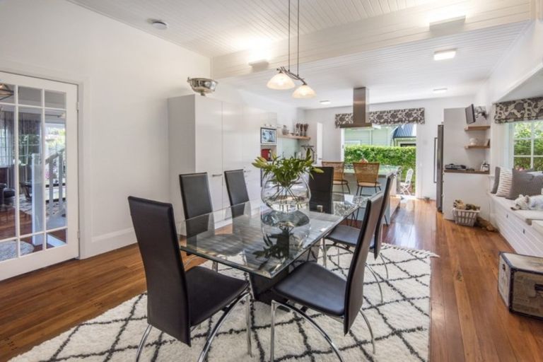 Photo of property in 1 Macky Avenue, Devonport, Auckland, 0624