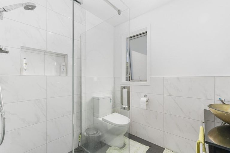 Photo of property in 18 Rochdale Drive, Churton Park, Wellington, 6037