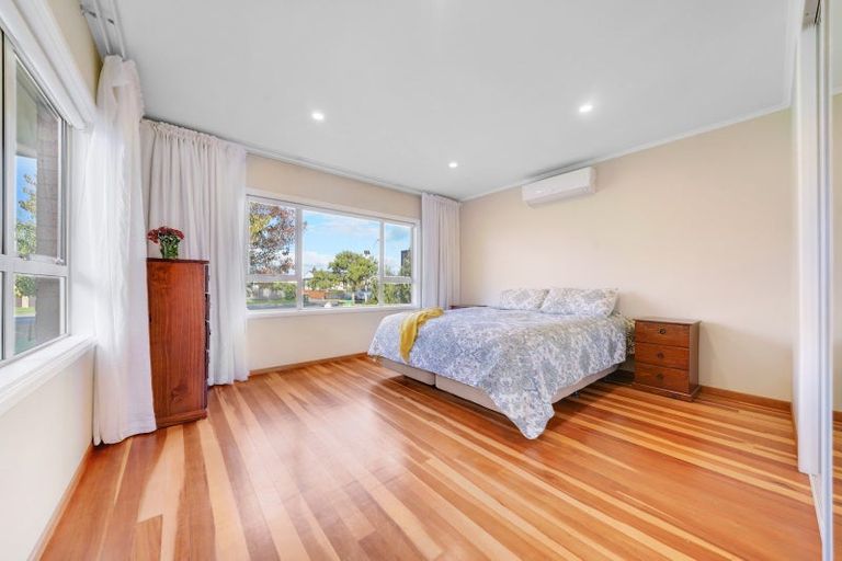 Photo of property in 28 Sandspit Road, Waiuku, 2123