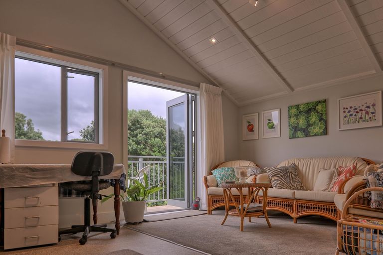Photo of property in 7 Ian Place, Waihi Beach, 3611