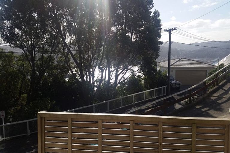 Photo of property in 43 Palliser Road, Roseneath, Wellington, 6011