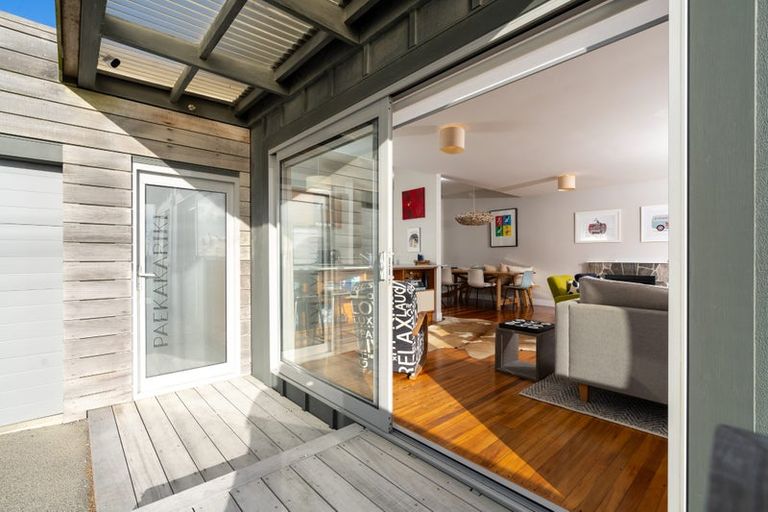 Photo of property in 121 The Parade, Paekakariki, 5034