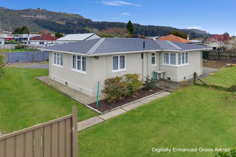 Photo of property in 2 Isobel Street, Fairy Spring, Rotorua, 3015