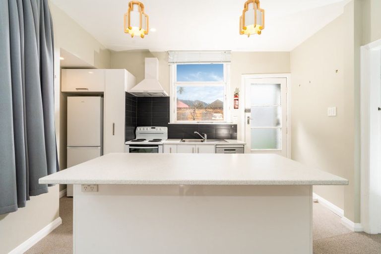 Photo of property in 6 Te Whiti Street, Kilbirnie, Wellington, 6022