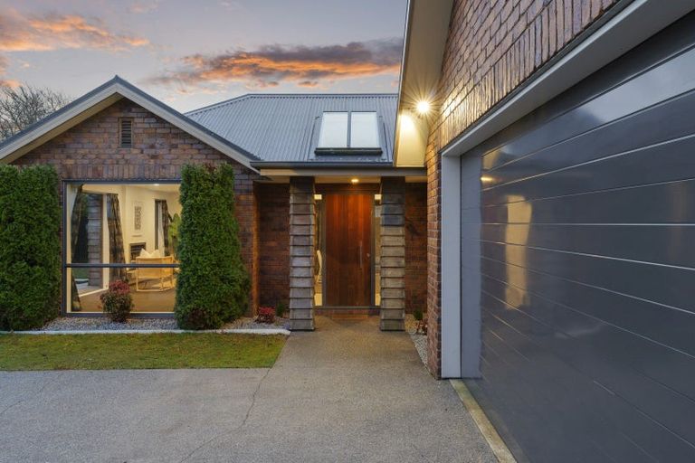 Photo of property in 11c Tainui Street, Somerfield, Christchurch, 8024