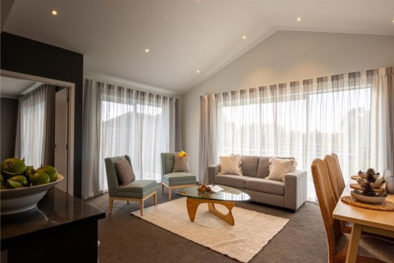 Photo of property in 51 Mike Smith Drive, Cambridge, 3434