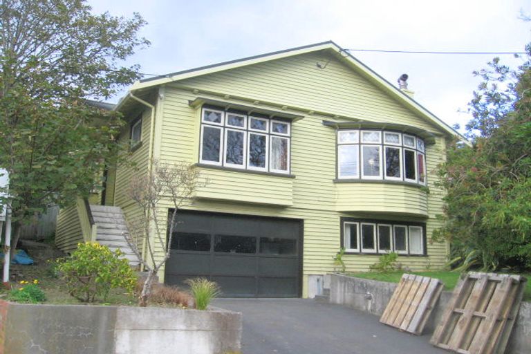 Photo of property in 377 Karori Road, Karori, Wellington, 6012
