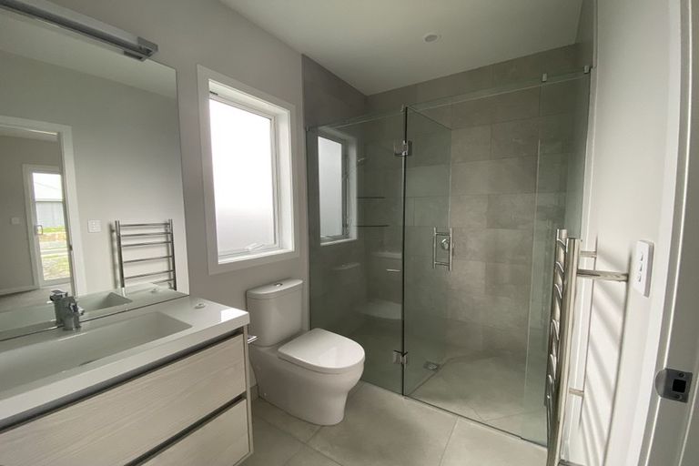 Photo of property in 11 Monowai Street, Poraiti, Napier, 4112