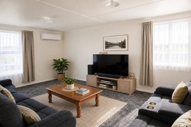 Photo of property in 3 Albion Street, Waitangirua, Porirua, 5024