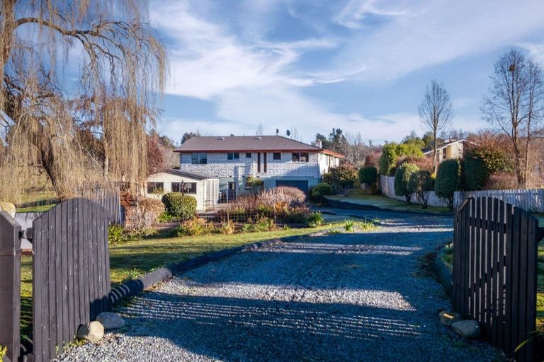 Photo of property in 102 Cox Street, Geraldine, 7930