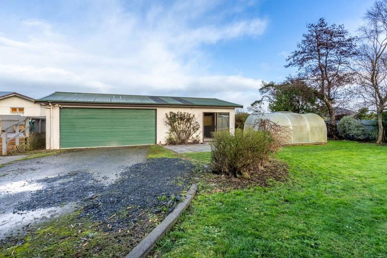 Photo of property in 84 Robertson Street, Richmond, Invercargill, 9810