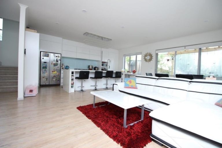 Photo of property in 46 Blacks Road, Greenhithe, Auckland, 0632