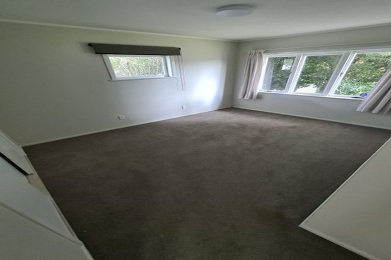 Photo of property in 43 Shirley Avenue, Papakura, 2110