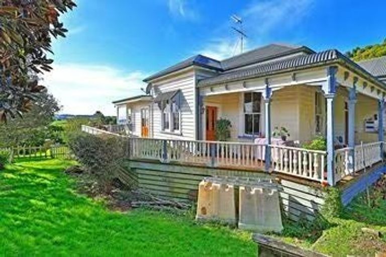 Photo of property in 396 Redoubt Road, Totara Park, Auckland, 2019