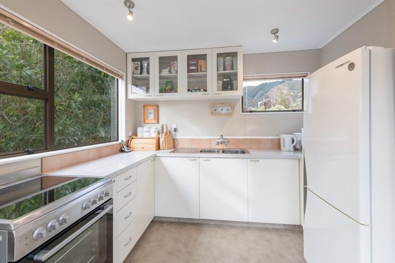 Photo of property in 2 Te Ata Place, Atawhai, Nelson, 7010