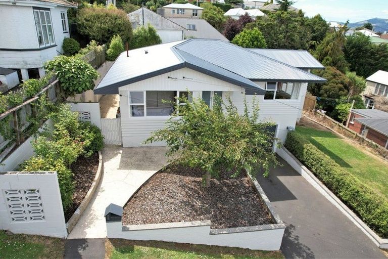 Photo of property in 28 Durham Street, Mornington, Dunedin, 9011