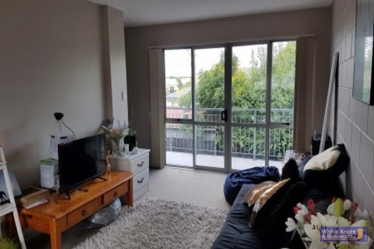 Photo of property in 2/463 Tuam Street, Phillipstown, Christchurch, 8011
