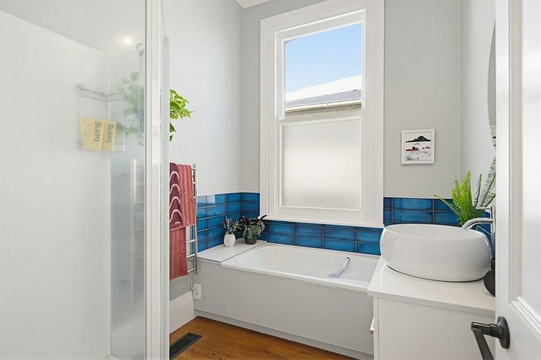 Photo of property in 39 Tanera Crescent, Brooklyn, Wellington, 6021