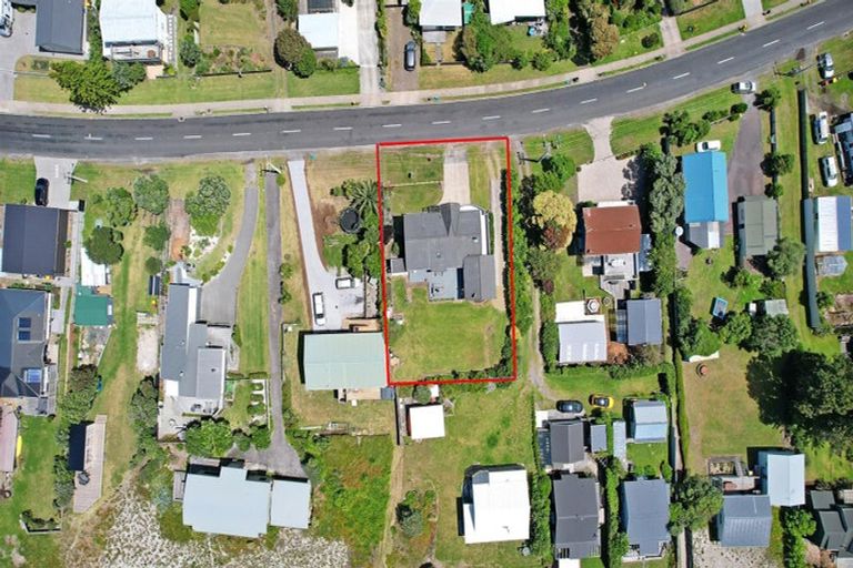 Photo of property in 575 Pukehina Parade, Pukehina, Te Puke, 3189