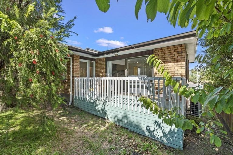 Photo of property in 859 Beach Road, Waiake, Auckland, 0630