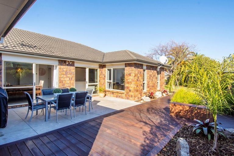 Photo of property in 26 Katerini Grove, Papamoa Beach, Papamoa, 3118