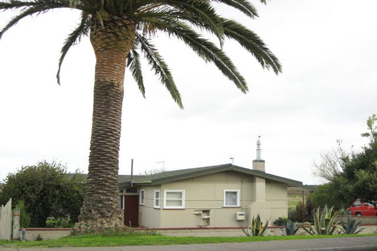 Photo of property in 2 Shrimpton Road, Haumoana, 4102