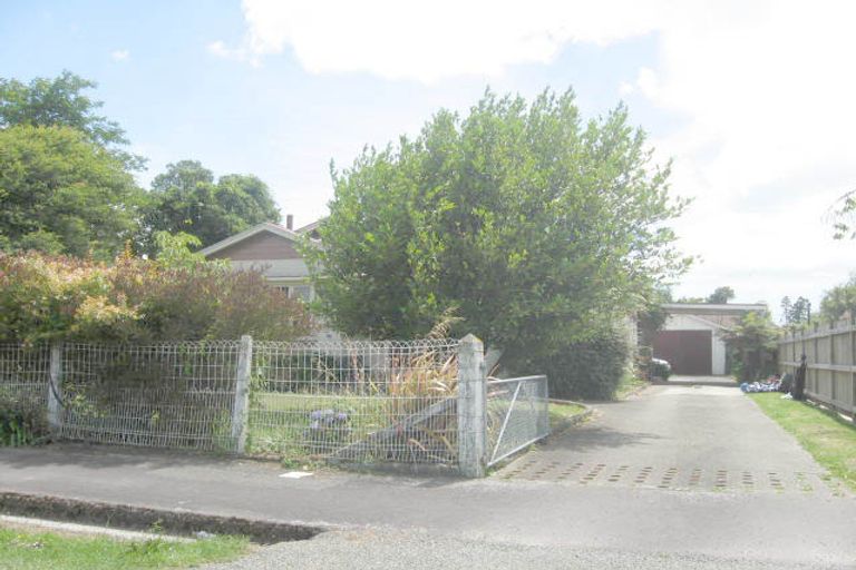 Photo of property in 1 Paterson Street, Pahiatua, 4910