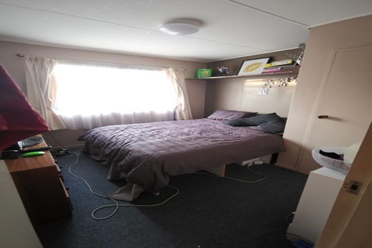 Photo of property in 49 Tait Drive, Greenmeadows, Napier, 4112