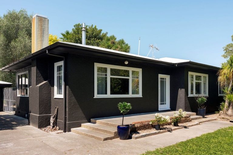 Photo of property in 113 Main Rd Clive, Clive, 4102