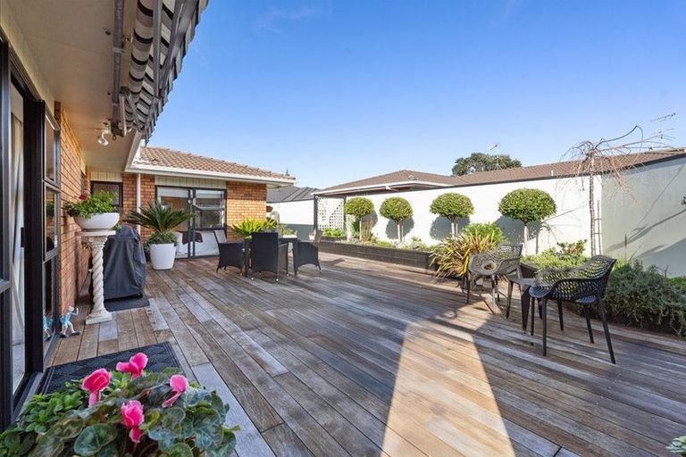 Photo of property in 28a Edward Avenue, Orewa, 0931