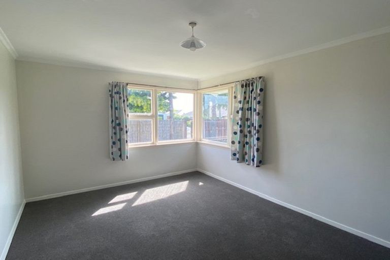 Photo of property in 5 Cheam Street, Dallington, Christchurch, 8061