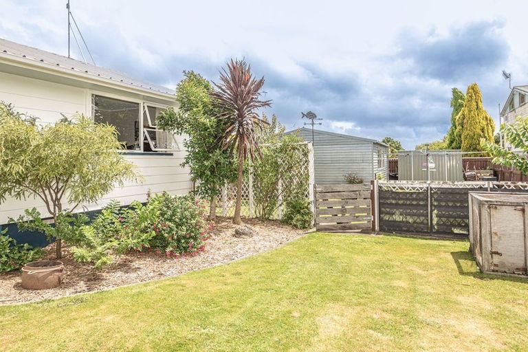 Photo of property in 181a Bridge Street, Bulls, 4818