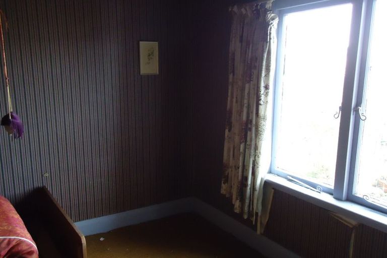 Photo of property in 22 Timaru Road, Waimate, 7924