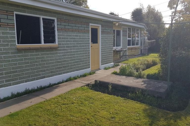 Photo of property in 19 Augustine Street, Waimate, 7924