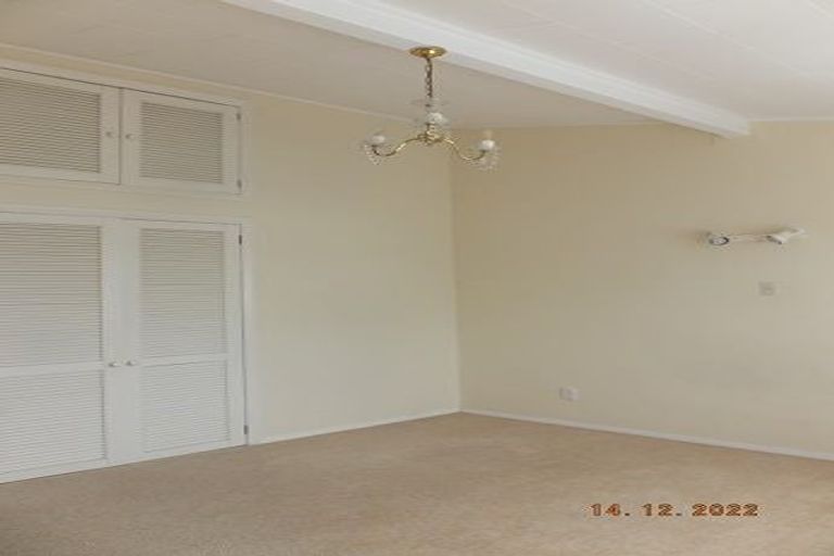 Photo of property in 1b Horoeka Street, Stokes Valley, Lower Hutt, 5019