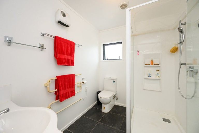 Photo of property in 21 Sutherland Road, Sanson, Palmerston North, 4479