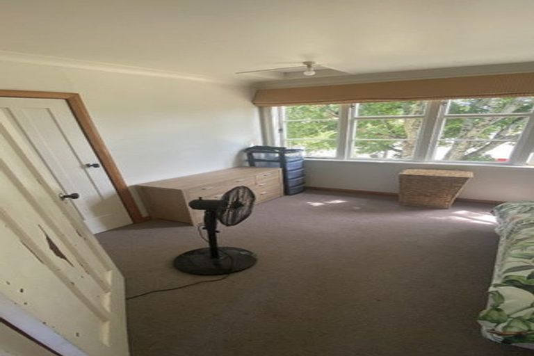 Photo of property in 12 Masters Crescent, Masterton, 5810