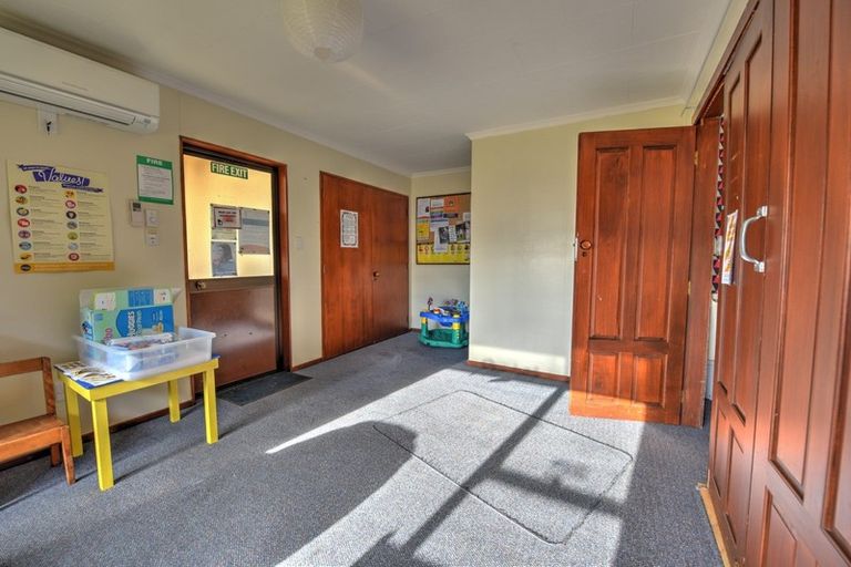 Photo of property in 2 Tauna Street, Lumsden, 9730