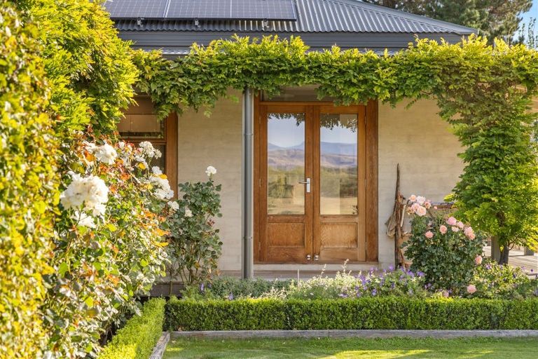 Photo of property in 333 Ardgour Road, Tarras, Cromwell, 9383