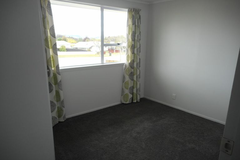 Photo of property in 8c Amethyst Place, Pukehangi, Rotorua, 3015
