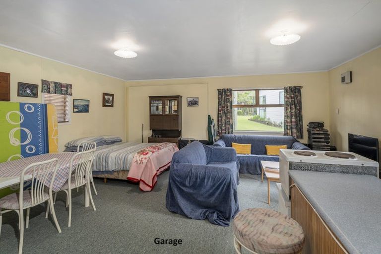 Photo of property in 5 Ocean Beach Road, Tairua, 3508