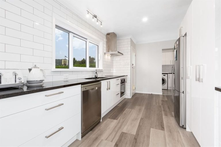 Photo of property in 52 Totara Street, Wainuiomata, Lower Hutt, 5014