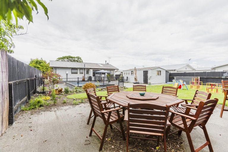 Photo of property in 27 Clarence Cox Crescent, Pirimai, Napier, 4112
