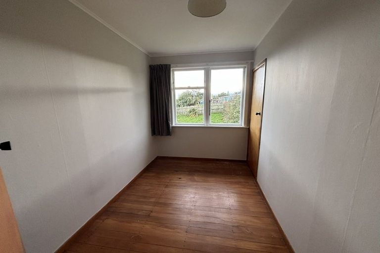Photo of property in 15-17 Corinna Street, Waitangirua, Porirua, 5024