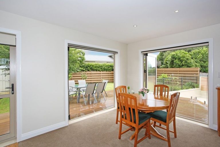 Photo of property in 10 Coulthard Terrace, Opaheke, Papakura, 2113